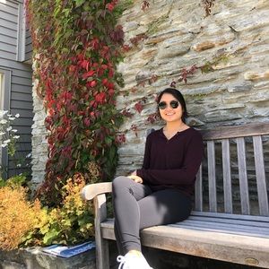 Meet your Posher, Lauren